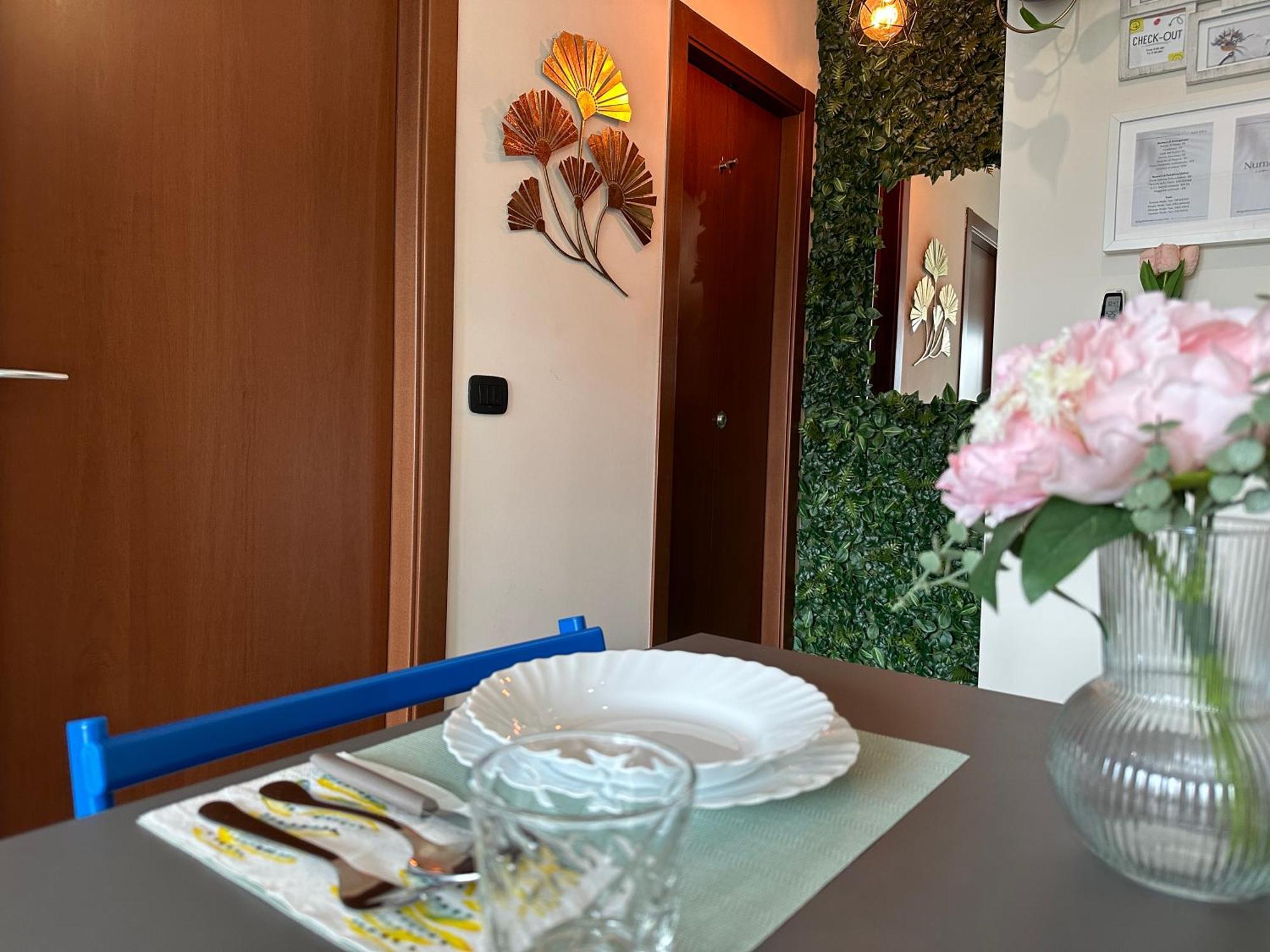 Апартаменты Il Gabbiano Savona "Luxury House" - Wifi, Parking, Shopping Center Экстерьер фото